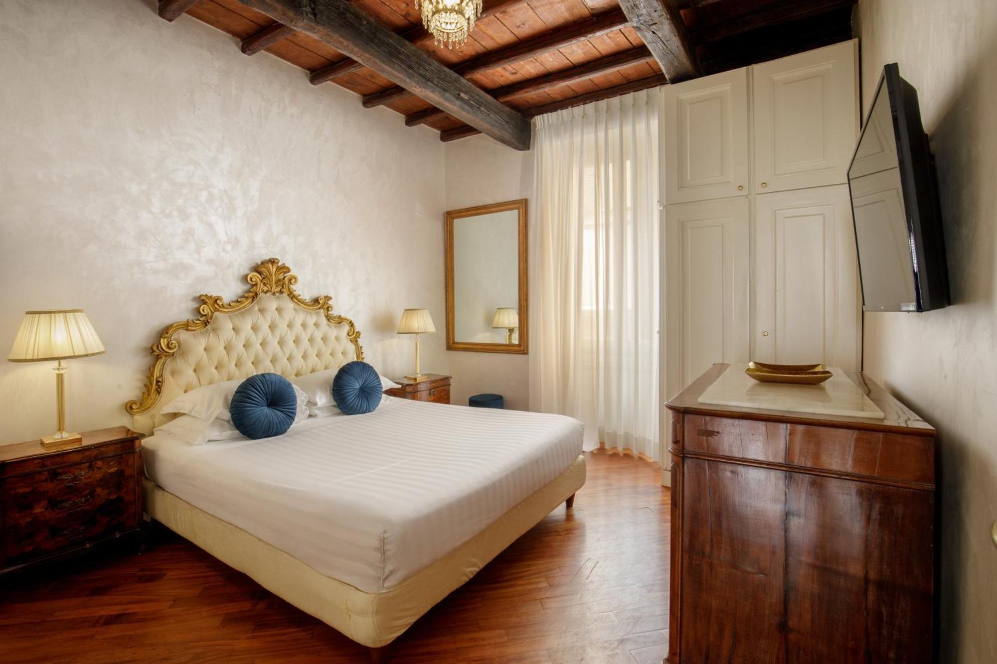 Condotti Corner Apartment Piazza Di Spagna Rome Exterior photo